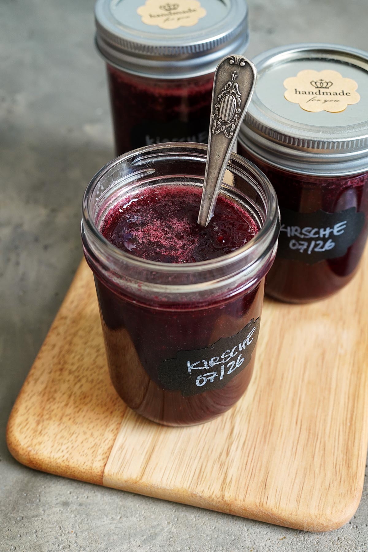 Einfache Kirschmarmelade mit Vanille (zuckerfrei) | Bake to the roots
