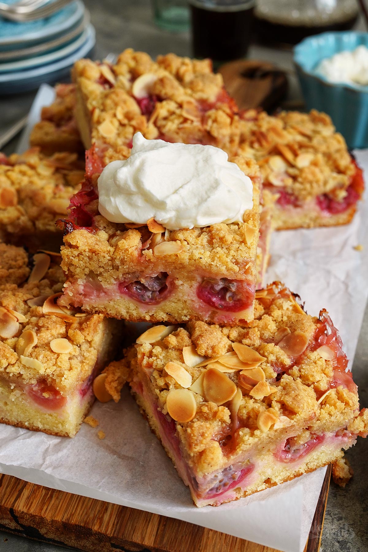 Schneller Stachelbeeren Streuselkuchen | Bake to the roots