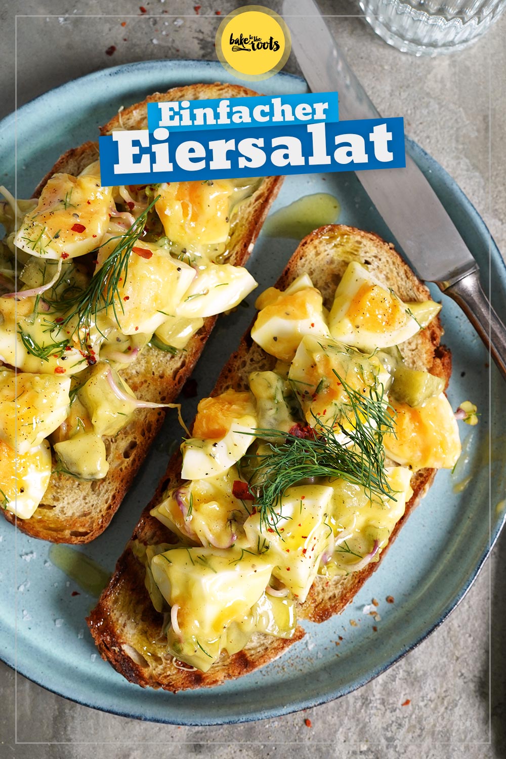 Eiersalat mit Essiggurken & Kräutern | Bake to the roots