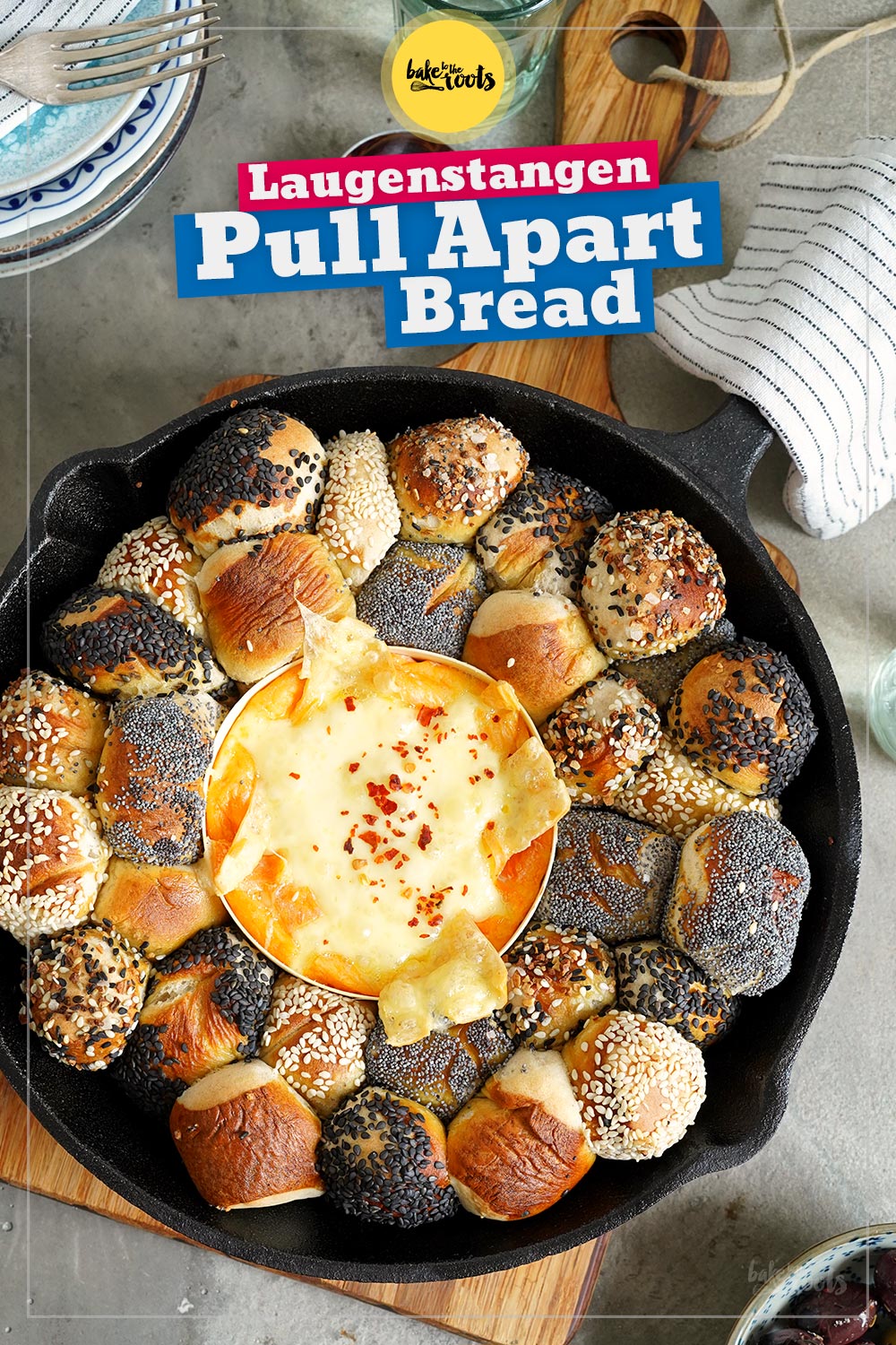 Laugenstangen Pull-Apart Bread mit Ofenkäse | Bake to the roots