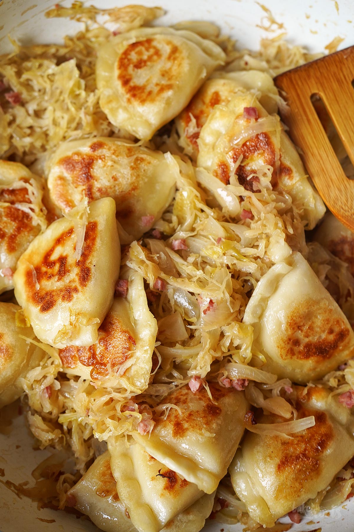 Pierogi mit Speck & Sauerkraut | Bake to the roots