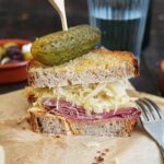 Einfaches Reuben Sandwich (AirFryer Version) | Bake to the roots