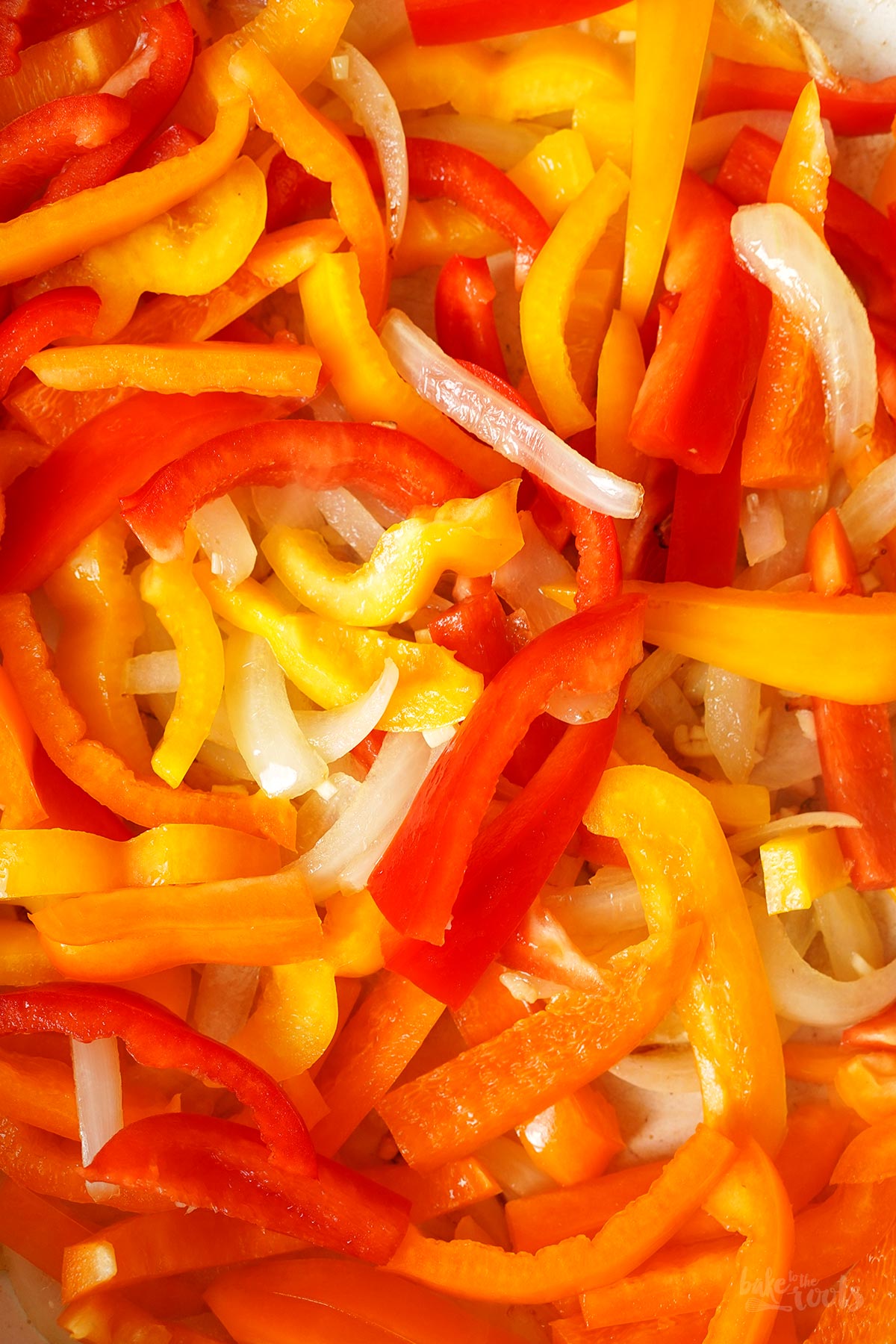 Chicken Fajita Style Pasta Skillet | Bake to the roots