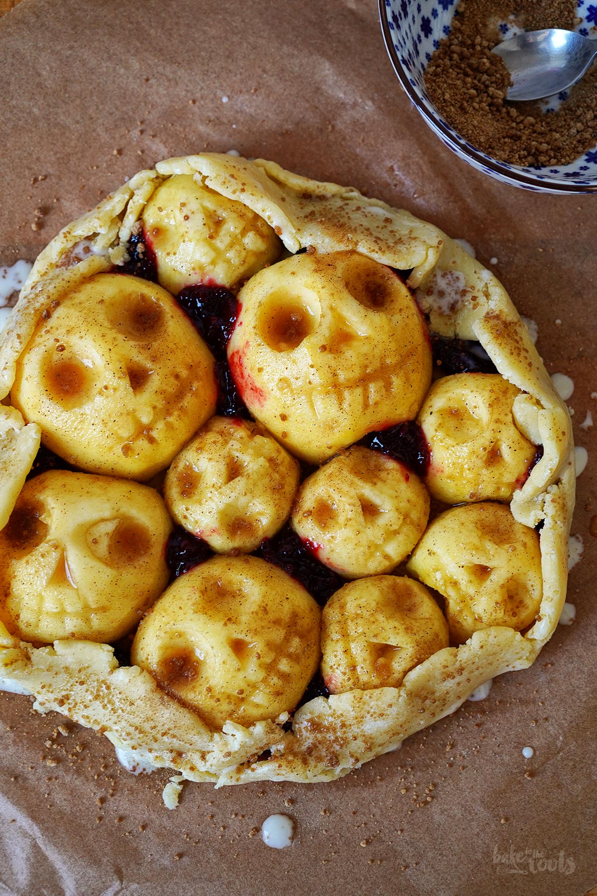 Halloween Apple Galette | Bake to the roots